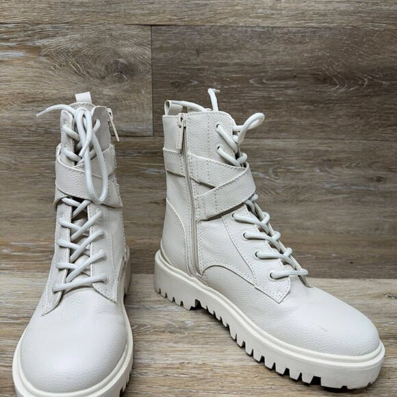 Guess Orana Ivory Combat Boot Women's Size 6 - Picture 7 of 7